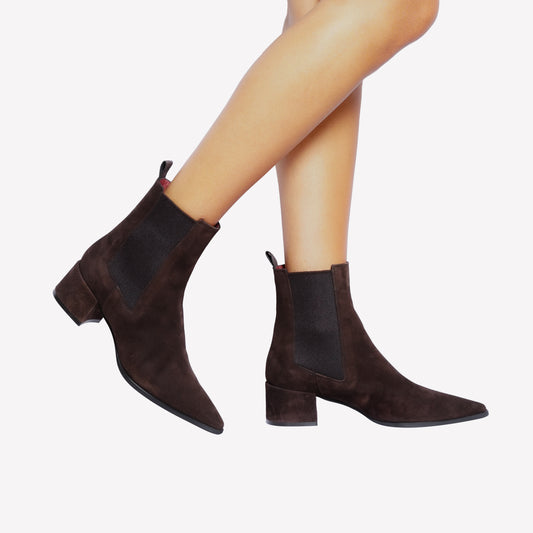 BEATLES IN SUEDE MORO WITH MEDIUM HEEL ALISSE - Marrone | Roberto Festa