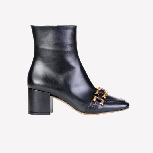 AVILA ANKLE BOOT IN BLACK CALFSKIN WITH GOLD CHAIN - Boots and Booties | Roberto Festa