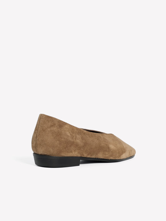 GREEN SUEDE PUMPS WITH A LOW SQAURE HEEL BROOMY - Green | Roberto Festa