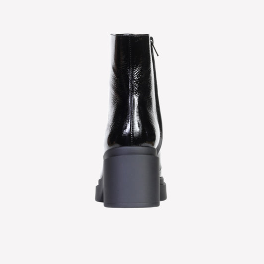 CHLOE ANKLE BOOT IN BLACK PATENT LEATHER - Nero | Roberto Festa
