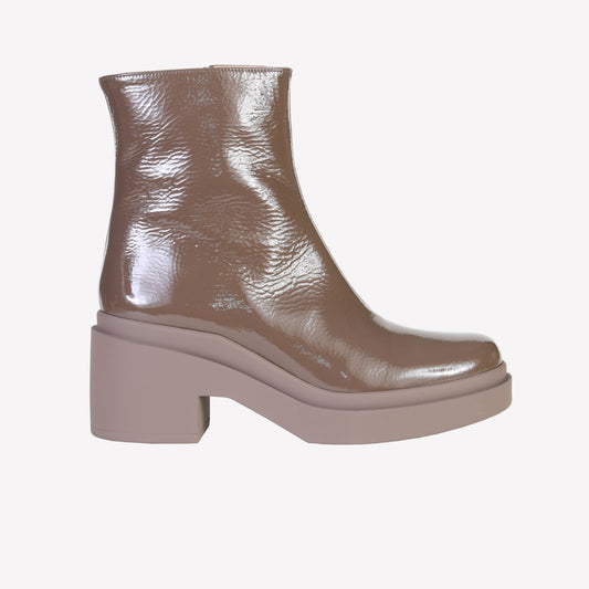 CHLOE ANKLE BOOT IN TAUPE PATENT LEATHER  - Boots and Booties | Roberto Festa