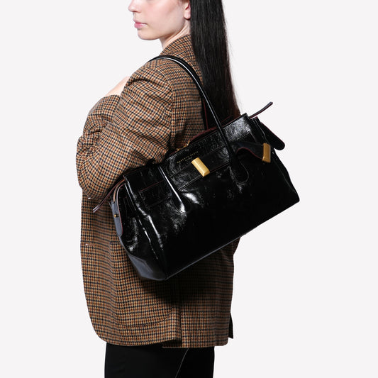 SHOULDER BAG IN BLACK POLISHED LAMBSKIN WITH GOLD ACCESSORY EMERALDA - Nero | Roberto Festa
