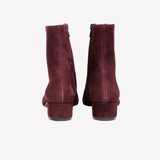 PLUM SUEDE BOOT WITH FRINGED POINT AND LOW HEEL FIORENE - Viola | Roberto Festa