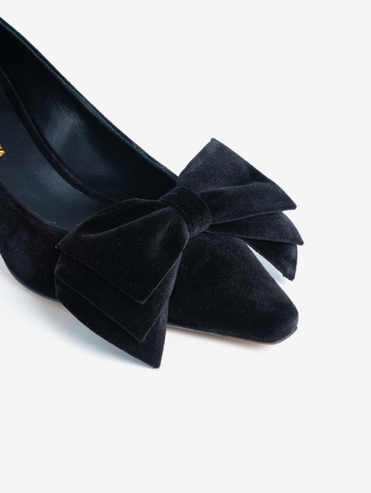 DÉCOLLETÉ IN VELLUTO NERO CON FIOCCO E TACCO MEDIO FLOWY - Nero | Roberto Festa