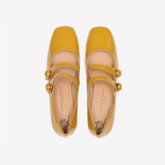 HALENA PUMP WITH STRAPS IN MUSTARD PATENT - Giallo | Roberto Festa
