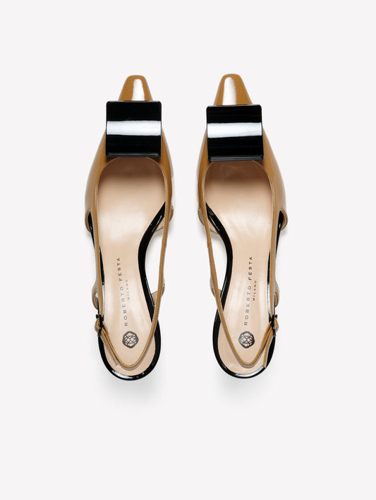 SLINGBACK IN VERNICE MARRONE CON ACCESSORIO QUADRATO KIMERA - Marrone | Roberto Festa