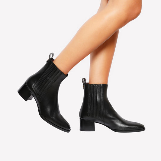 BEATLES IN BLACK CALF WITH MEDIUM HEEL LEDA - Nero | Roberto Festa