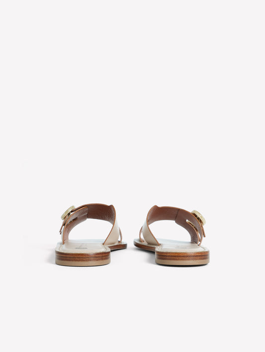FLAT LEATHER SANDALS IN BUTTER COLOR WITH DOUBLE ROUND BUCKLES NAISA - Beige | Roberto Festa