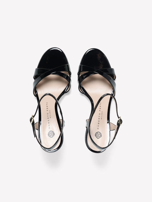 BLACK PATENT LEATHER SANDALS WITH ANKLE STRAP AND CROSSED TOE WITH MEDIUM HEEL ROMILDA - Nero | Roberto Festa
