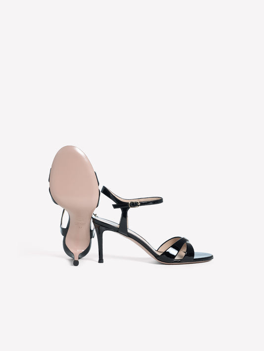 BLACK PATENT LEATHER SANDALS WITH ANKLE STRAP AND CROSSED TOE WITH MEDIUM HEEL ROMILDA - Nero | Roberto Festa