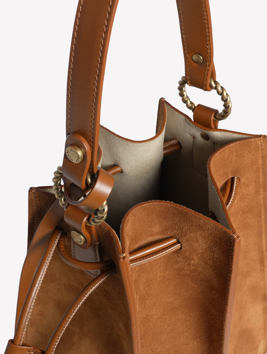 BORSA A SECCHIELLO IN CROSTA COLOR CUOIO CON RIFINITURE IN PELLE SAFIRA - Marrone | Roberto Festa