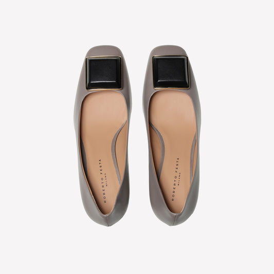 SANTAFE EMBELLISHED PUMP IN STONE AND BLACK CALFSKIN - Grigio | Roberto Festa