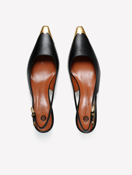 SLINGBACK IN PELLE DI CERVO NERA CON PUNTALE ORO DECORATO TESEO - Nero | Roberto Festa