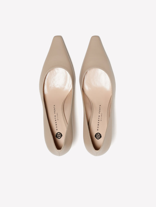 NUDE NAPPA LEATHER PUMPS WITH MEDIUM HEEL TIRSA - Beige | Roberto Festa