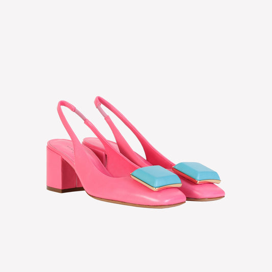 Gaby slingback in barbie nappa leather with turquoise accessory - Feed Spring Summer 2024 | Roberto Festa